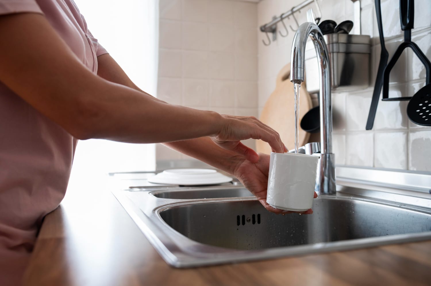 Unraveling the Mystery of Low Water Pressure in Kitchen Sink
